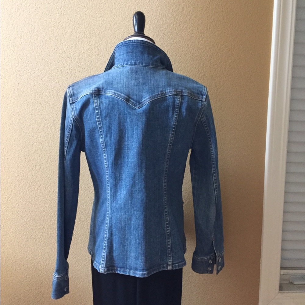 Gap Fitted Jean Jacket - image 3